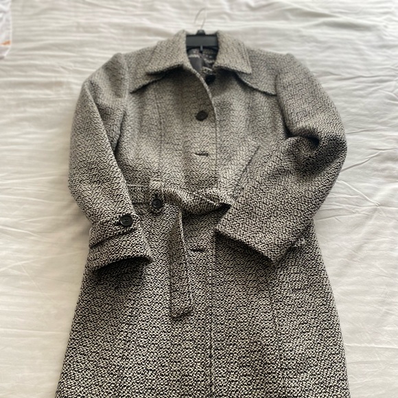 Coat - Picture 2 of 2